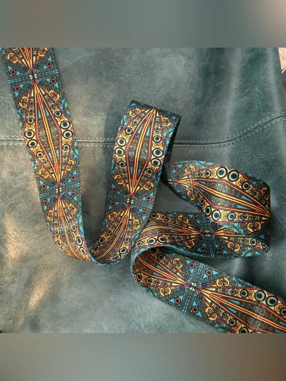 MEITRUE Teal Vintage Vegan Leather Crossbody Purse Aztec Strap Lightweight